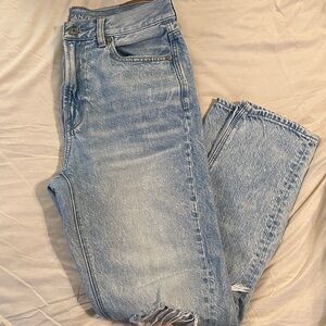 American Eagle Women’s Light Blue Slim Leg Jeans